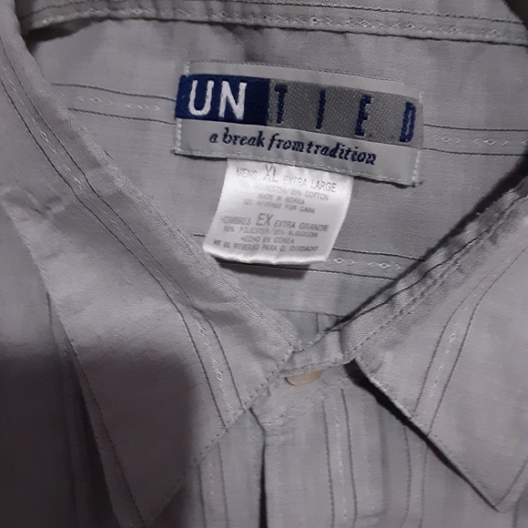 Untied brand dress shirt - Picture 2 of 3